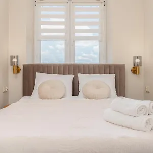 Basztowa By Vsi Apartament