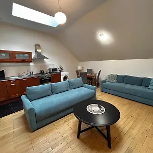 Golden With Lift - Old Town Apartament